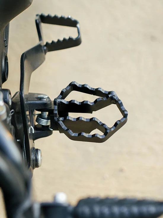 RE Himalayan 450 Rallytrek Footrest | LEGUNDARY CUSTOMS
