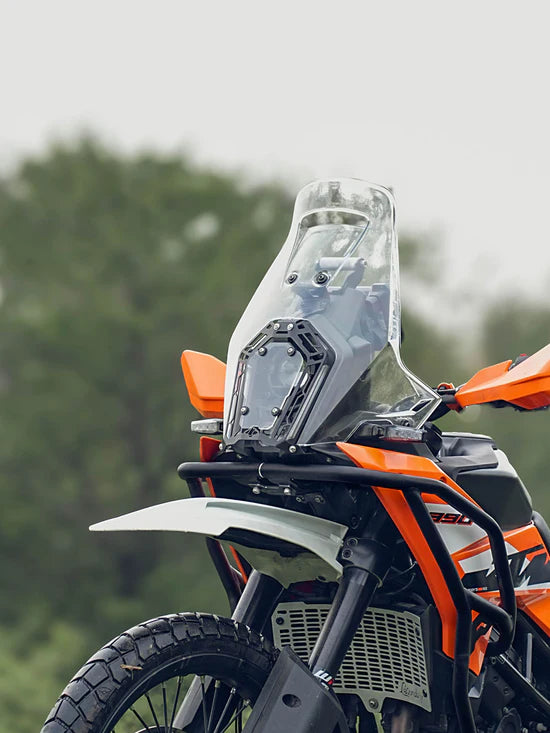 KTM Adventure 390 (2025 model)/ 250 ADV/390 ADV R/390 ADV X+/390 ADV S 2025 OCULUS SHIELD-ACRYLIC-YELLOW/WHITE| LEGUNDARY CUSTOMS