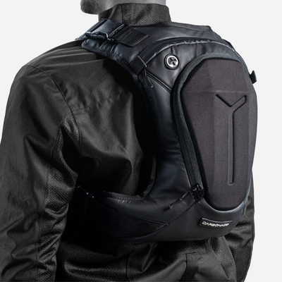 Carbonado Y 07 Hydration Backpack for 2 liters Water bladder capacity for motorcycling, cycling, trekking, running and outdoor adventure - BLACK