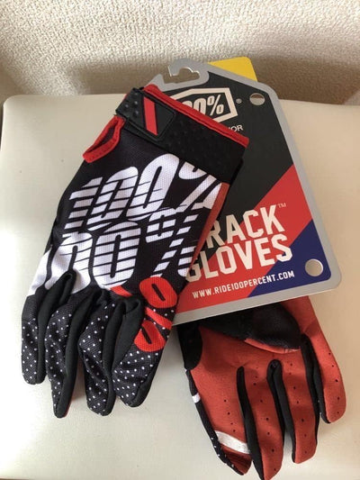 100% iTrack Motocross / cycling Gloves  black red