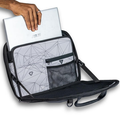 Carbonado Unisex-Adult Tusk 15Inch Hardshell Laptop Bag/Case For Everyday Office With Shoulder Strap, Handle Durable And Shockproof In Black
