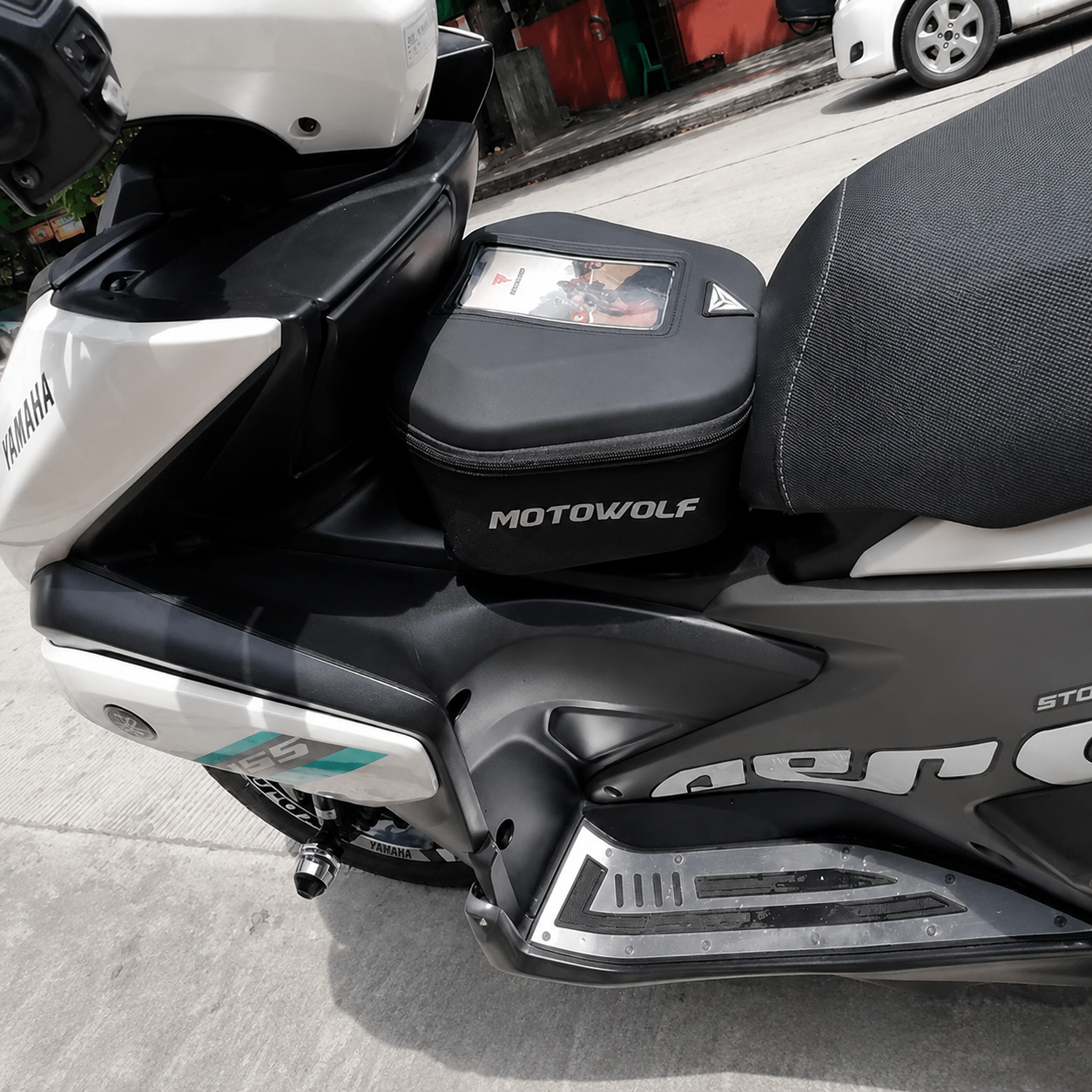 YAMAHA AEROX TANK BAG MOTOWOLF Motorcycle Fuel tank Bag MDL0702 | Waterproof | Antislip | For All Motorcycles  - BLACK (Copy)