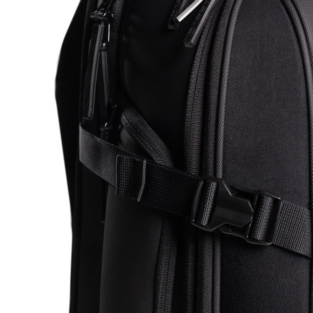 Carbonado Overnighter 30L Unisex Laptop Backpack