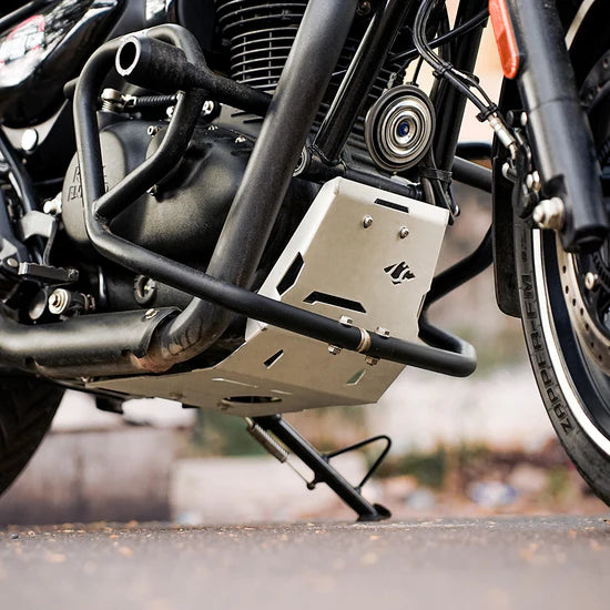 RE Hunter 350 Vambrace Bash Plate Silver| LEGUNDARY CUSTOMS