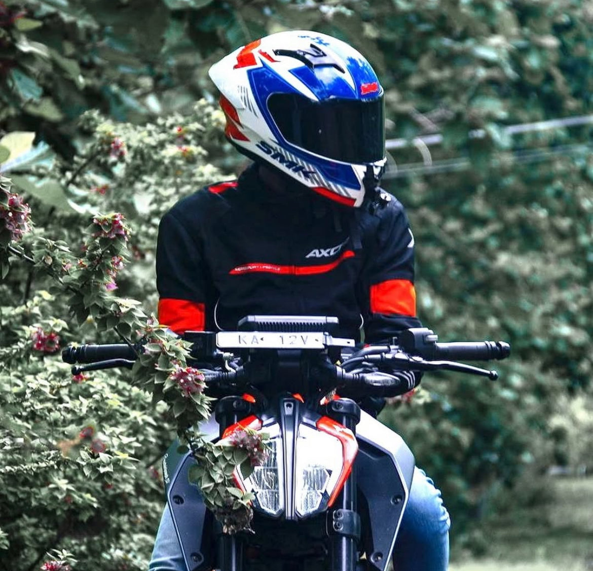 SMK Stellar Sports Adox MA135 matt blue white red helmet highlight 