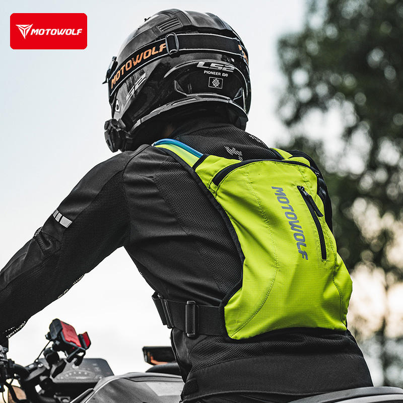 MOTOWOLF MB7 Hydration Backpack( 6l capacity ) with ( 2 ltrs ) bladder | Waterproof | Ideal for motorcycle riders | 2025 Edition - Neon
