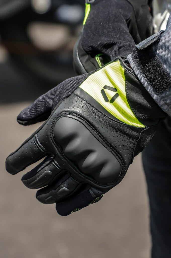 KORDA TRIAD FL YELLOW GLOVES