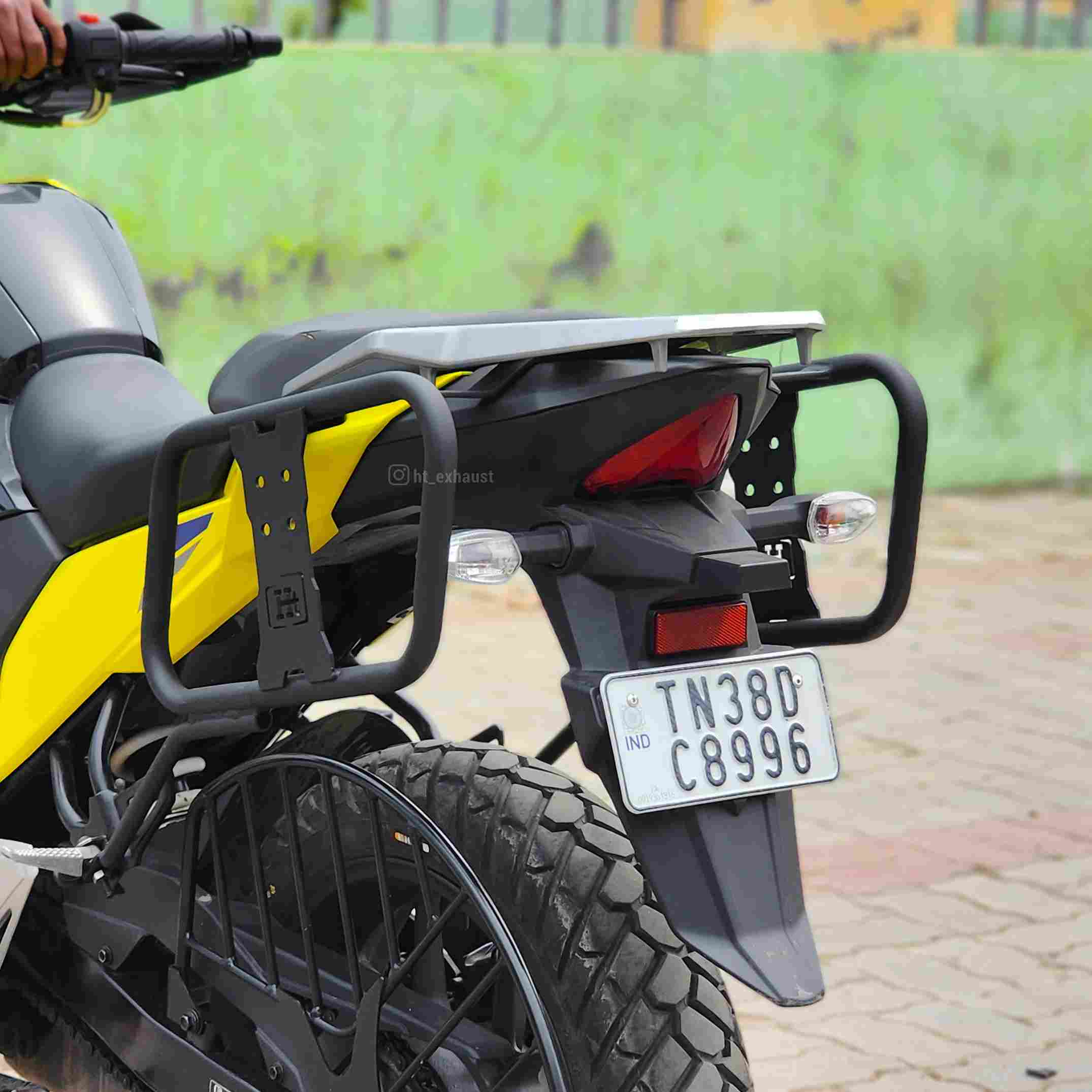 SADDLE STAY V STROM SX 250 BLACK WITH JERRY CAN MOUNT EACH SIDE