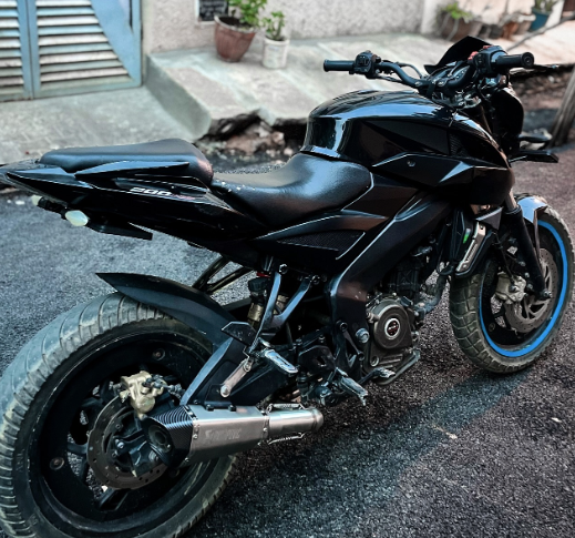 AKRAPOVIC Muffler Exhaust Pipe Akrapovic Exhaust WID DB Killer Universal for All Bikes silver with carbon end