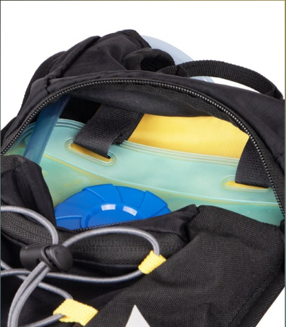 Cramster Oasis Hydration Backpack with 2L Bladder (Black Yellow)