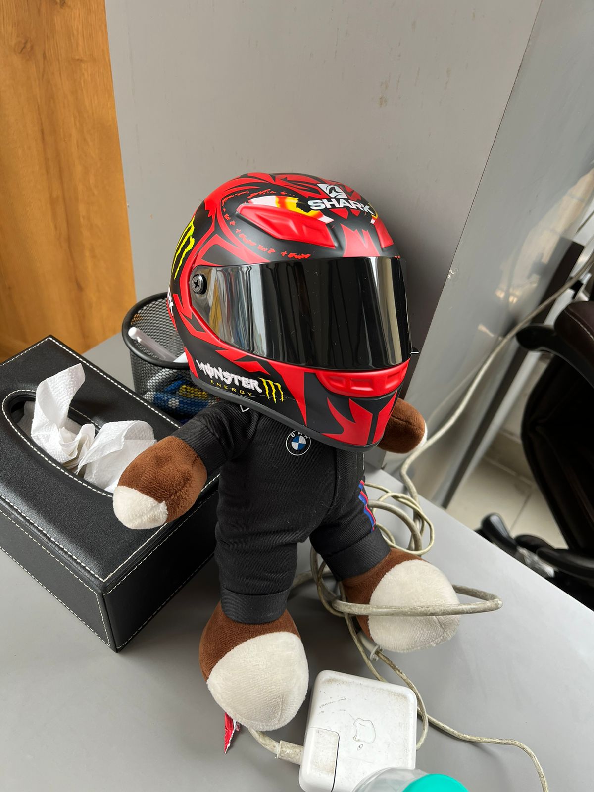 Motorcycle buddy miniature helmet bear SPARIFY Motorcycle buddy miniature helmet bear SPARIFY