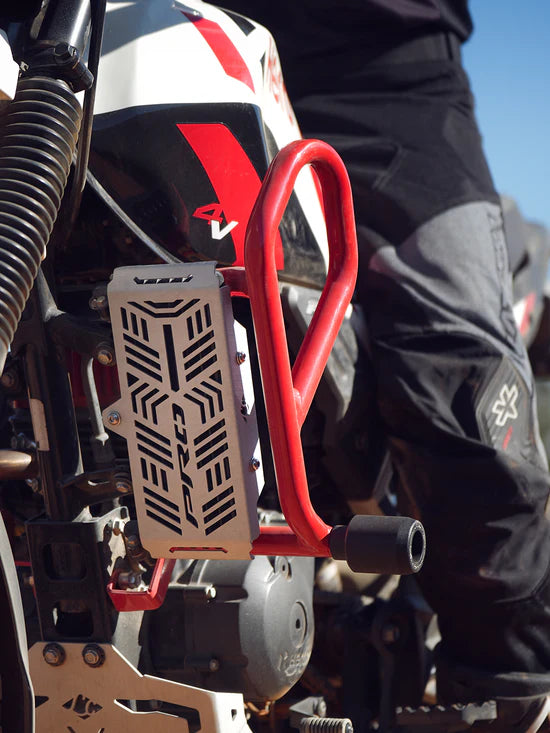 X Pulse 200 4V Pro Defender Crash Guard RED | LEGUNDARY CUSTOMS