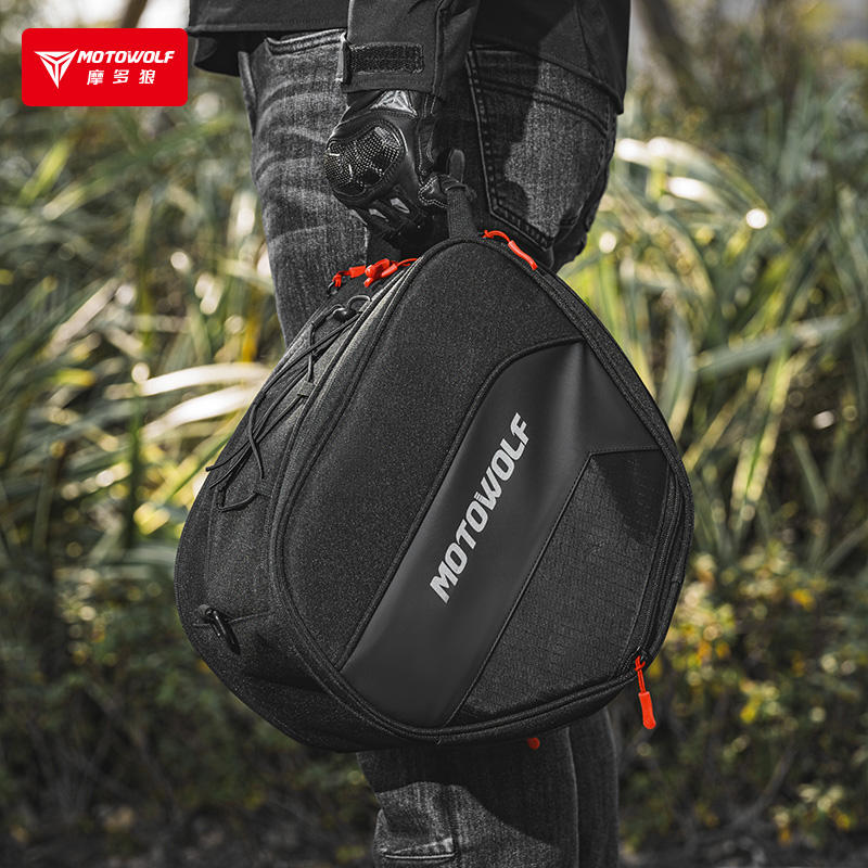 MOTOWOLF MB5 | 15 Litres tank Bag for Scooter / Motorcycle with Shoulder Strap | Portable Motorcycle Bag | Waterproof | Adjustable Strap, Heavy-Duty Zipper, Splash-Proof Travel Bag